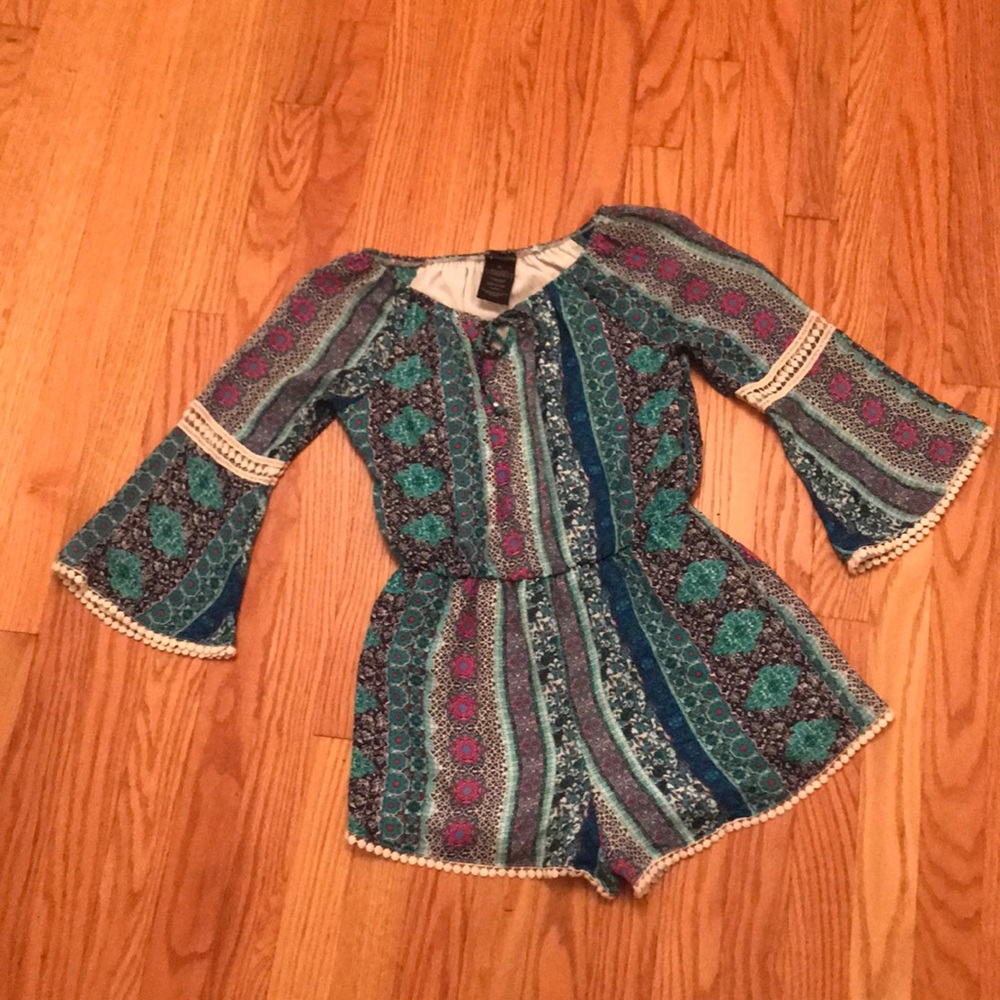 Tribal pattern Long sleeve Romper for Girls Sz XL